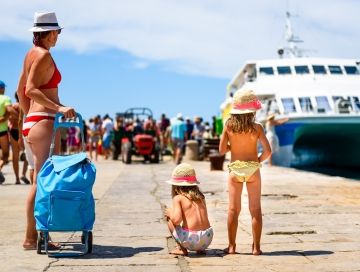 Transfer by boat Trapani-Favignana: timetables and info