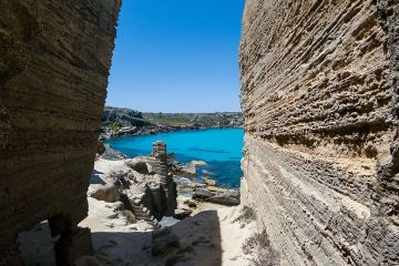 Favignana: una storia di pietra e di polvere